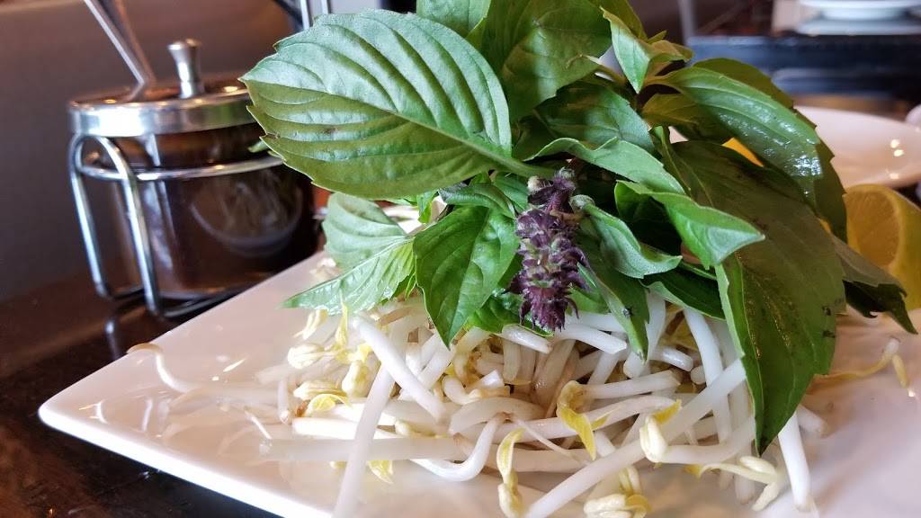 Lucky Corner Vietnamese Cuisine at Westview | restaurant | 5100 Buckeystown Pike Suite 174, Frederick, MD 21704, USA | 3013605913 OR +1 301-360-5913