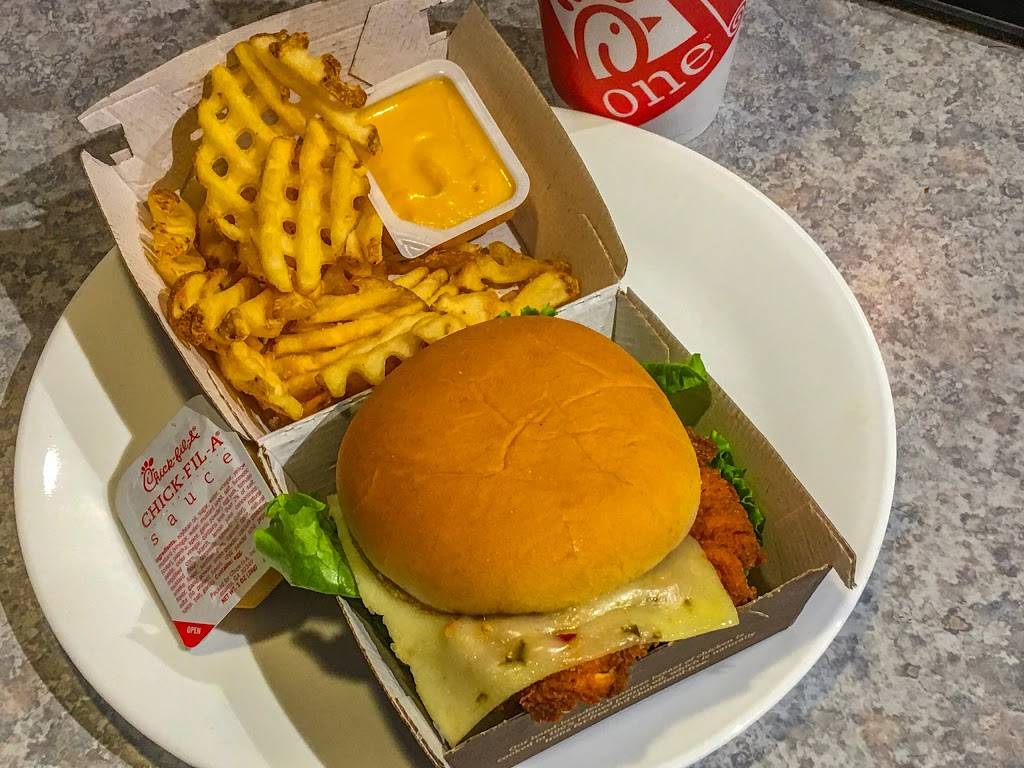 Chick-fil-A | restaurant | 5908 W Thunderbird Rd, Glendale, AZ 85306, USA | 6022834848 OR +1 602-283-4848