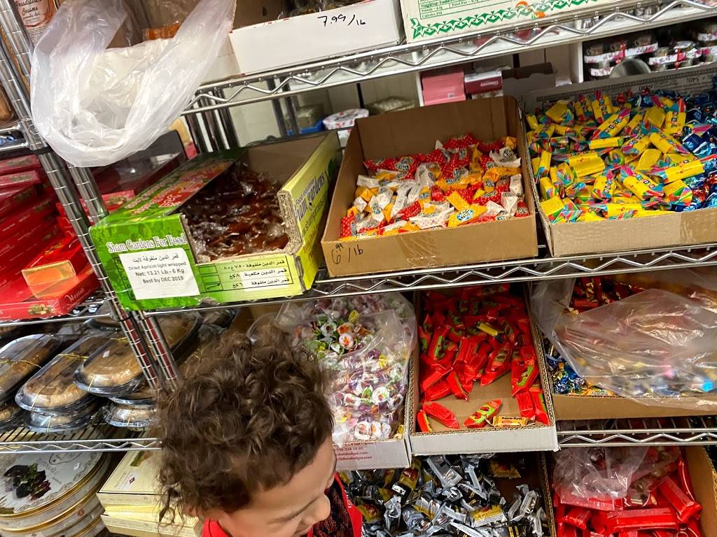 Caravan Mideastern Foods | restaurant | 2817 N Country Club Rd, Tucson, AZ 85716, USA | 5203236808 OR +1 520-323-6808