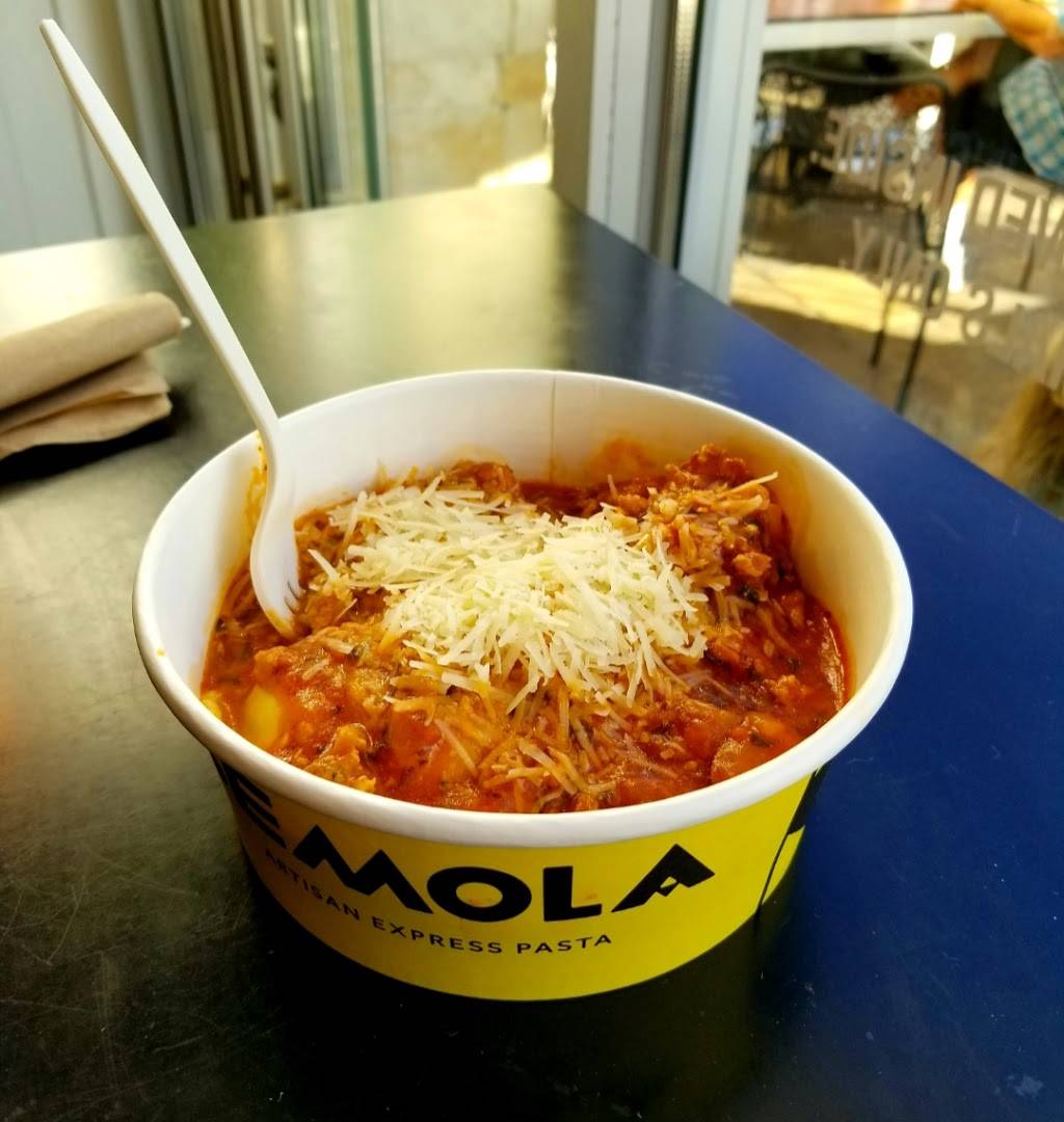 Semola | restaurant | 550 W Date St suite b, San Diego, CA 92101, USA | 6194506839 OR +1 619-450-6839