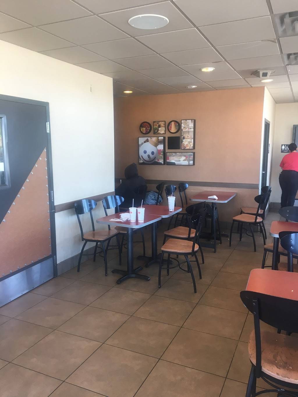 Jack in the Box | restaurant | 645 S Main St, Salinas, CA 93901, USA | 8317586218 OR +1 831-758-6218