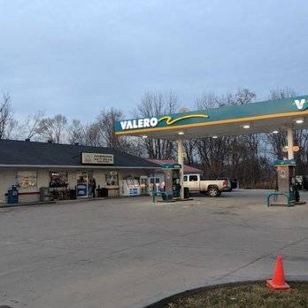 Cowboys Food Stores | restaurant | 201 Main St, Ghent, KY 41045, USA | 5023475236 OR +1 502-347-5236