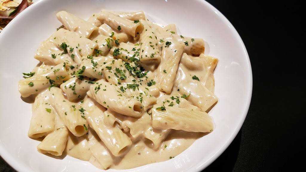 Split Social Kitchen | restaurant | 3027 E Sunshine St, Springfield, MO 65804, USA | 4177557155 OR +1 417-755-7155