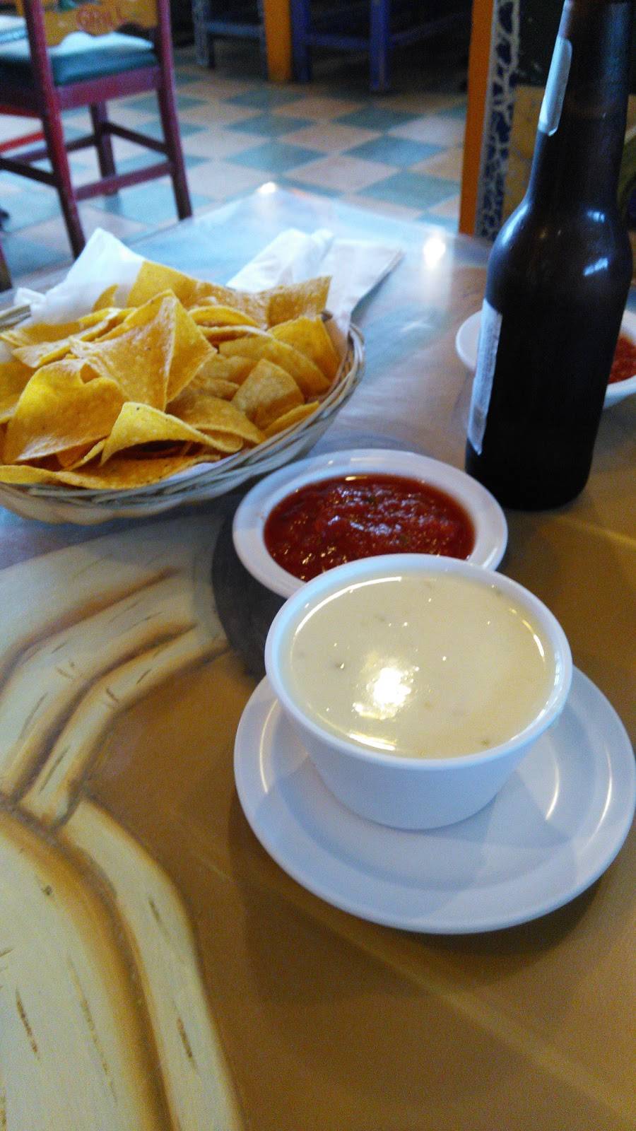 Los Reyes Mexican Restaurant | restaurant | 7712 US-51, Millington, TN 38053, USA | 9018732200 OR +1 901-873-2200