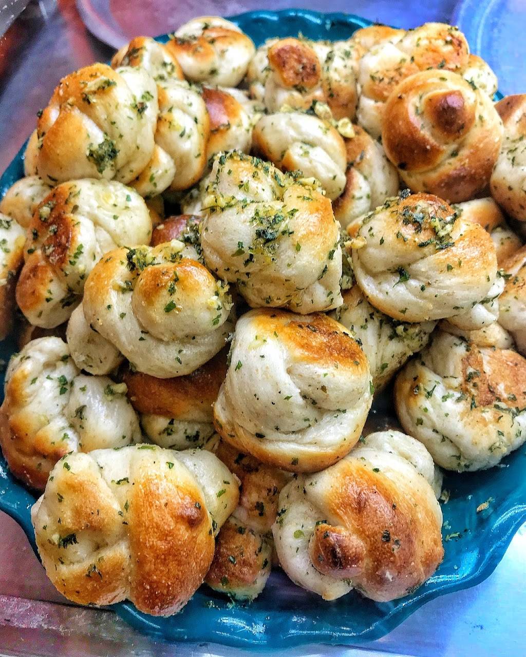 Astoria Pizza | restaurant | 32-04 30th Ave, Long Island City, NY 11102, USA | 7185451313 OR +1 718-545-1313