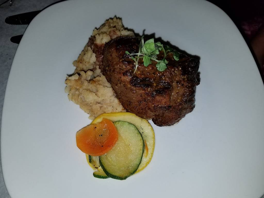 Vintage On 5th | restaurant | 114 NE 5th St, Crystal River, FL 34429, USA | 3527940004 OR +1 352-794-0004