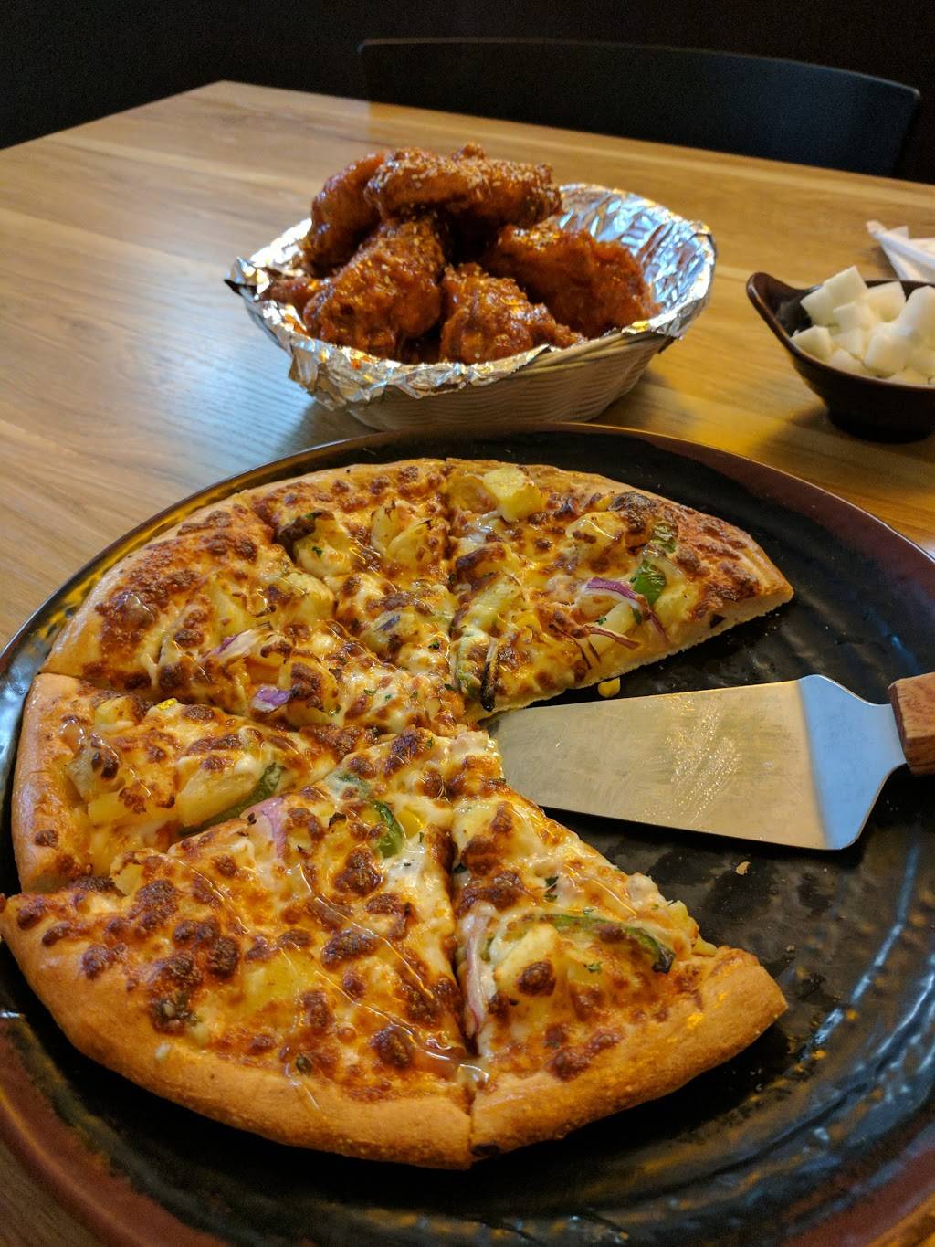 Love Letter Pizza & Chicken | restaurant | 15435 S Western Ave, Gardena, CA 90249, USA | 3105321700 OR +1 310-532-1700
