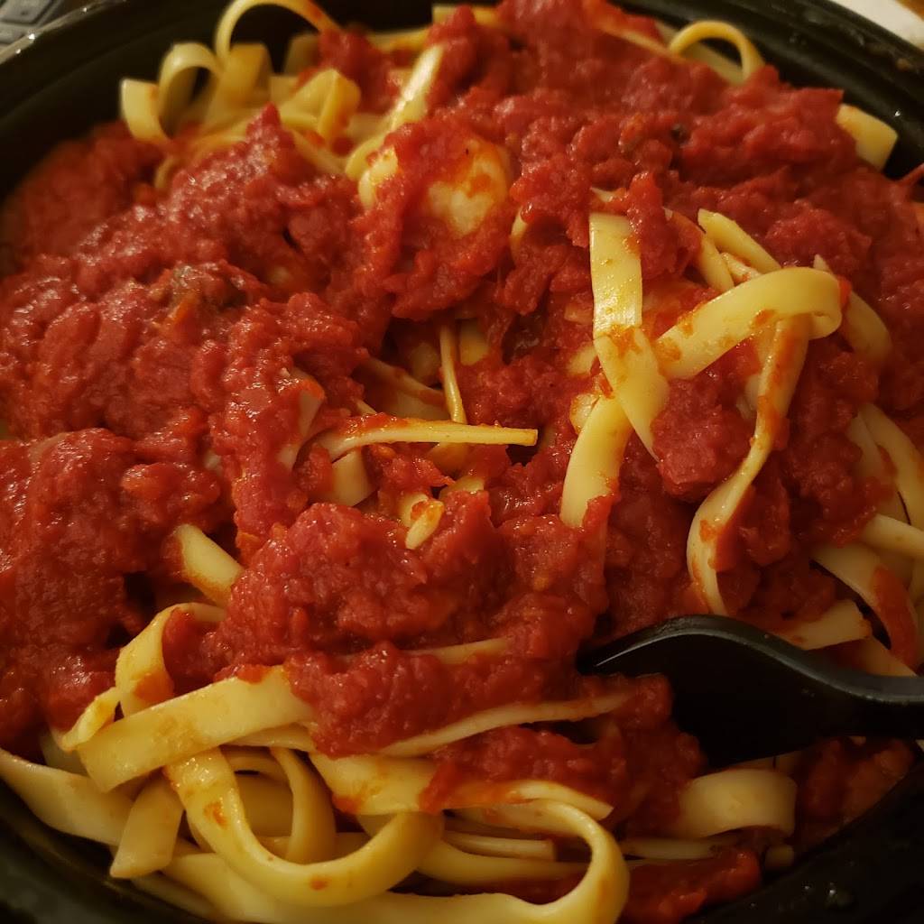 Cuzinos Family Kitchen | meal delivery | 188 Penn Mart Shopping Center, New Castle, DE 19720, USA | 3023239979 OR +1 302-323-9979