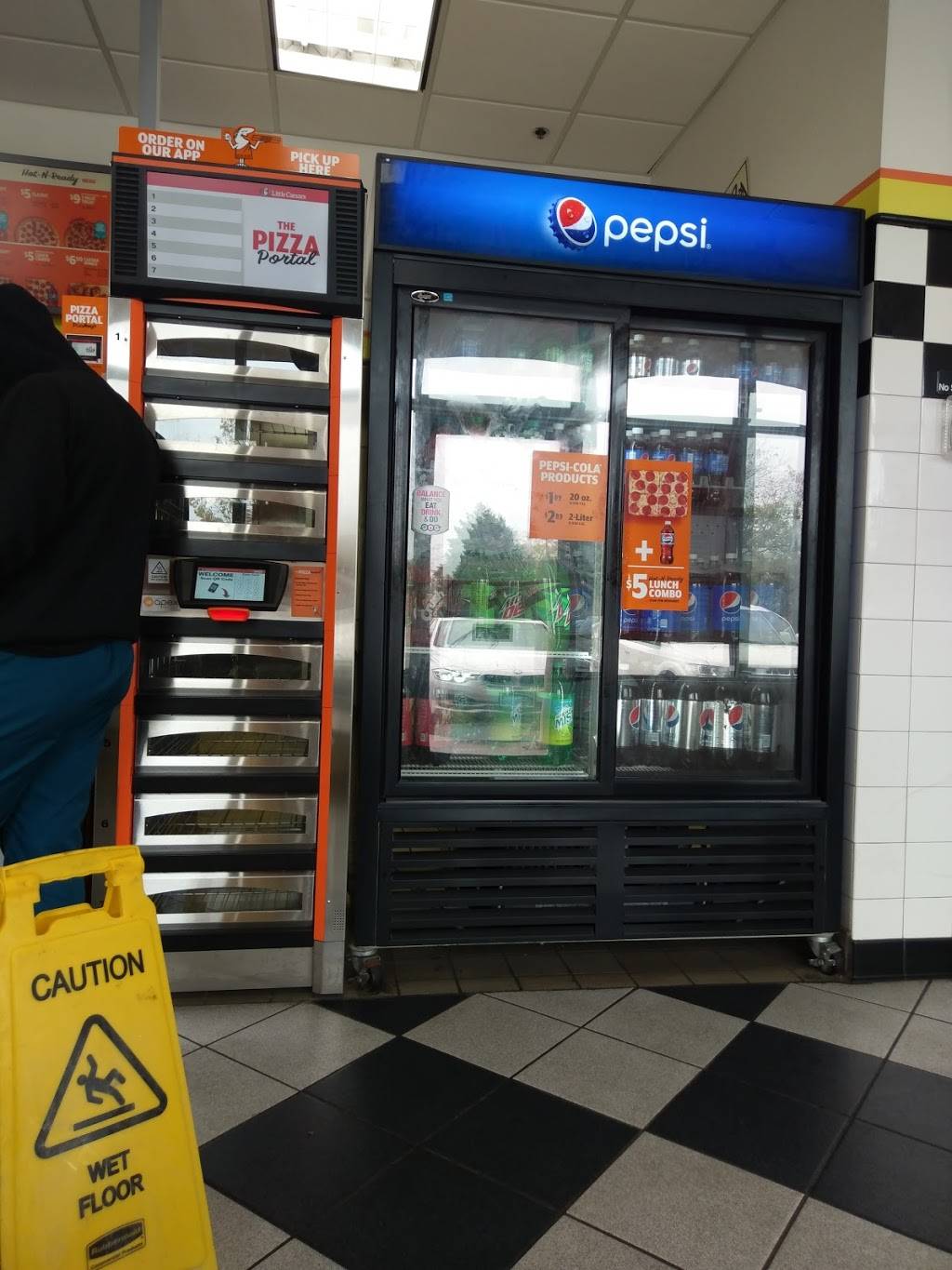 Little Caesars Pizza | meal takeaway | 5605 Xerxes Ave N, Brooklyn Center, MN 55430, USA | 7635611646 OR +1 763-561-1646