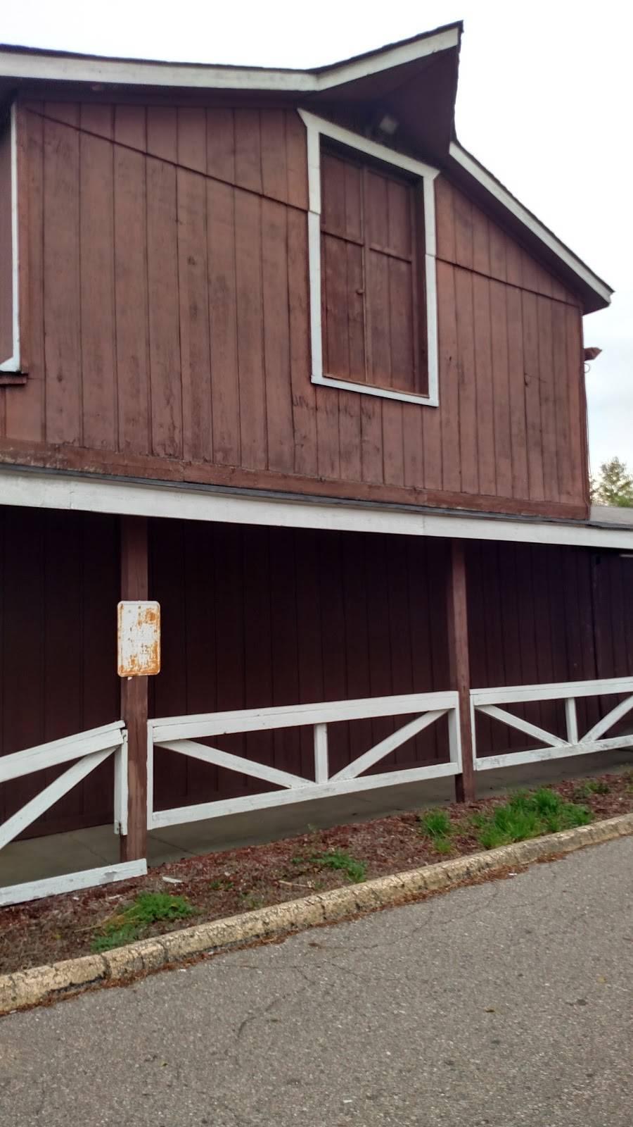 Middleton Cider Mill | restaurant | 46462 Dequindre Rd, Shelby Charter Twp, MI 48317, USA | 5867316699 OR +1 586-731-6699