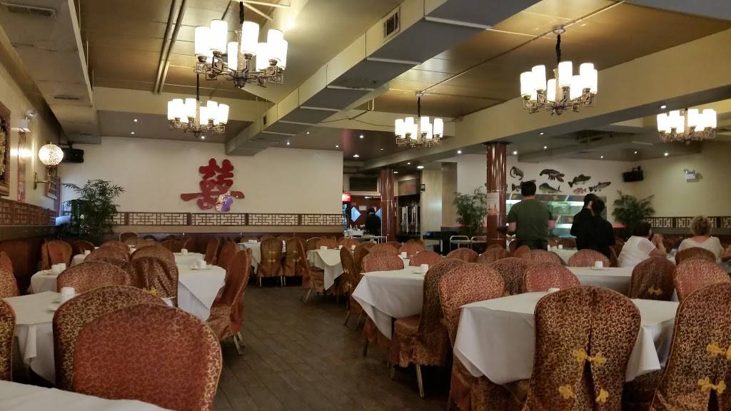 Triple Crown Restaurant | meal delivery | 2217 S Wentworth Ave, Chicago, IL 60616, USA | 3128420088 OR +1 312-842-0088