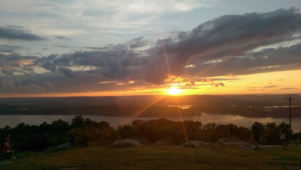 Kudzu Cafe | meal delivery | 213 S Market St, Scottsboro, AL 35768, USA | 2562288040 OR +1 256-228-8040