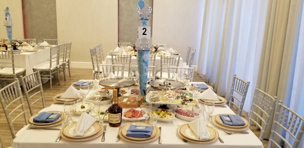 Deers Restaurant | restaurant | 13108 Sherman Way, North Hollywood, CA 91605, USA | 8187651401 OR +1 818-765-1401