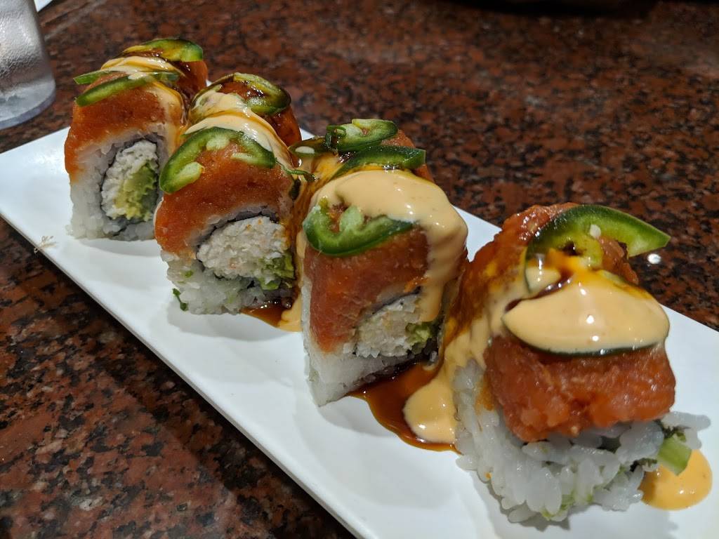 Gin Sushi | restaurant | 26489 Ynez Rd Suite D, Temecula, CA 92591, USA | 9517193665 OR +1 951-719-3665