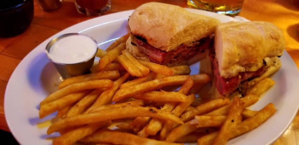 Cattlemens Steakhouse | meal takeaway | 1880 Art Gonzales Pkwy, Selma, CA 93662, USA | 5598968450 OR +1 559-896-8450