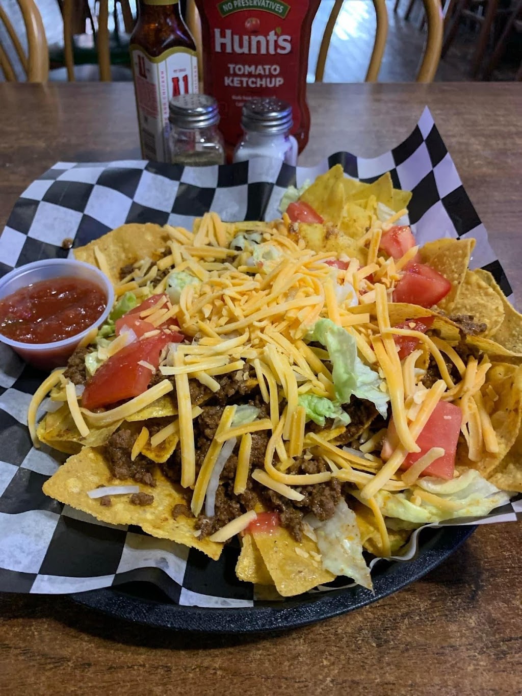 Down On Main | restaurant | 95 W Main St, Mt Vernon, KY 40456, USA | 6063922316 OR +1 606-392-2316