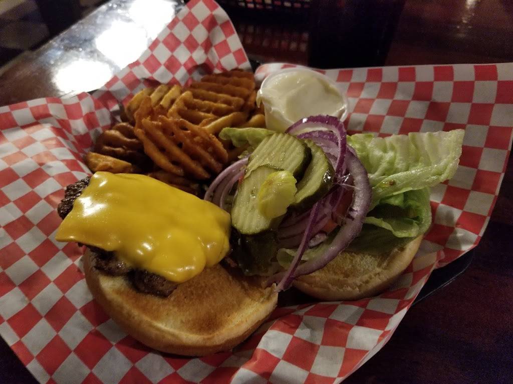 St. Bernard Pub | restaurant | 4537 Vine St, Cincinnati, OH 45217, USA | 5133766122 OR +1 513-376-6122