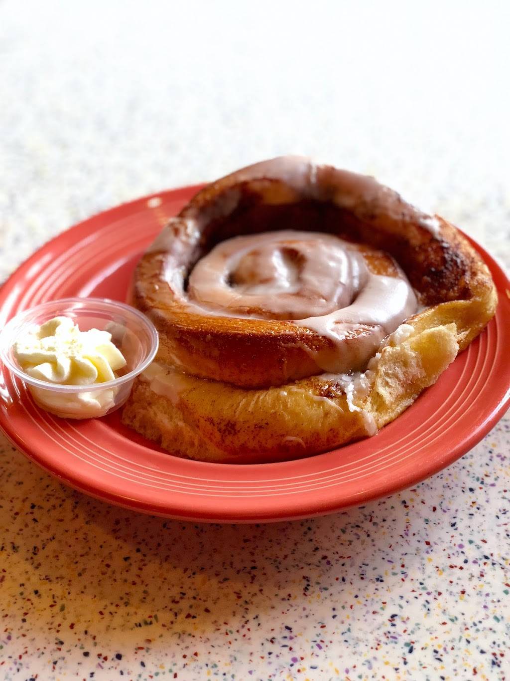 Pollys Pies Restaurant & Bakery | bakery | 4680 E Los Coyotes Diagonal, Long Beach, CA 90815, USA | 5625976076 OR +1 562-597-6076