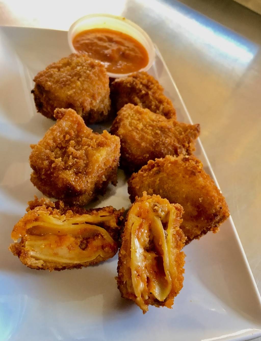 900 Degrees Pizza Truck | restaurant | 4700 Park Ave, Bridgeport, CT 06606, USA | 2035050581 OR +1 203-505-0581