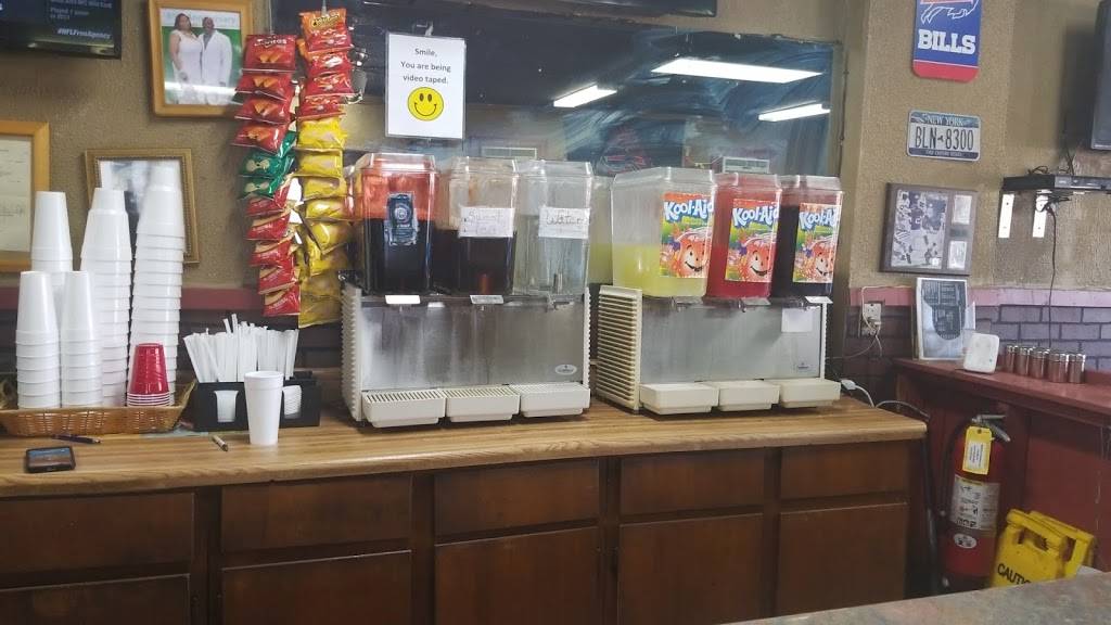 Hot Wings Express | restaurant | 1373 Thomas St, Memphis, TN 38107, USA | 9015441900 OR +1 901-544-1900