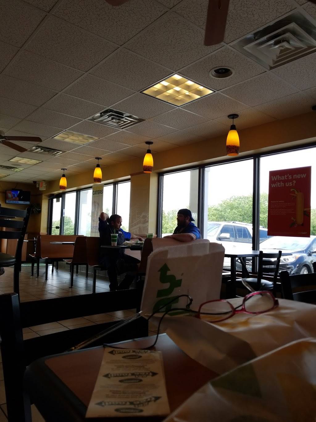 Subway Restaurants | restaurant | 6150 Howdershell Rd, Hazelwood, MO 63042, USA | 3148951782 OR +1 314-895-1782