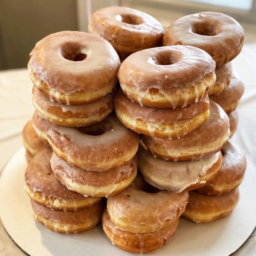 CRAFT Donuts + Coffee at the Metra Station | bakery | 1501 Miner St, Des Plaines, IL 60016, USA | 8472612816 OR +1 847-261-2816