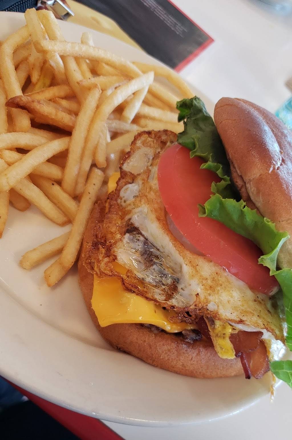 Steak n Shake | restaurant | 614 W Raab Rd, Normal, IL 61761, USA | 3094513721 OR +1 309-451-3721