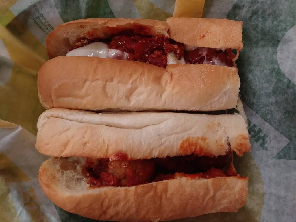Subway | restaurant | 5991 New Golden Rod Road, Orlando, FL 32822, USA | 4073822250 OR +1 407-382-2250