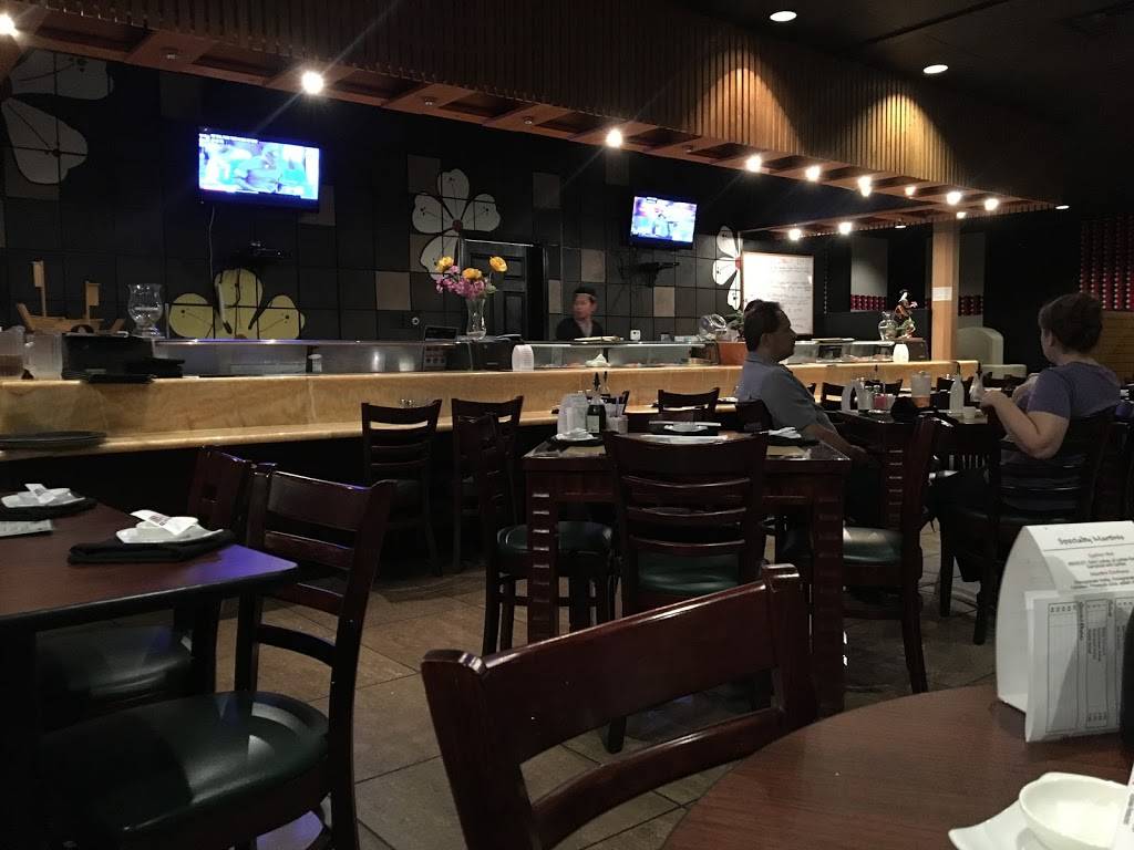 Edohana Hibachi & Sushi | restaurant | 1501 W State Hwy 114 #100, Grapevine, TX 76051, USA | 8172512004 OR +1 817-251-2004