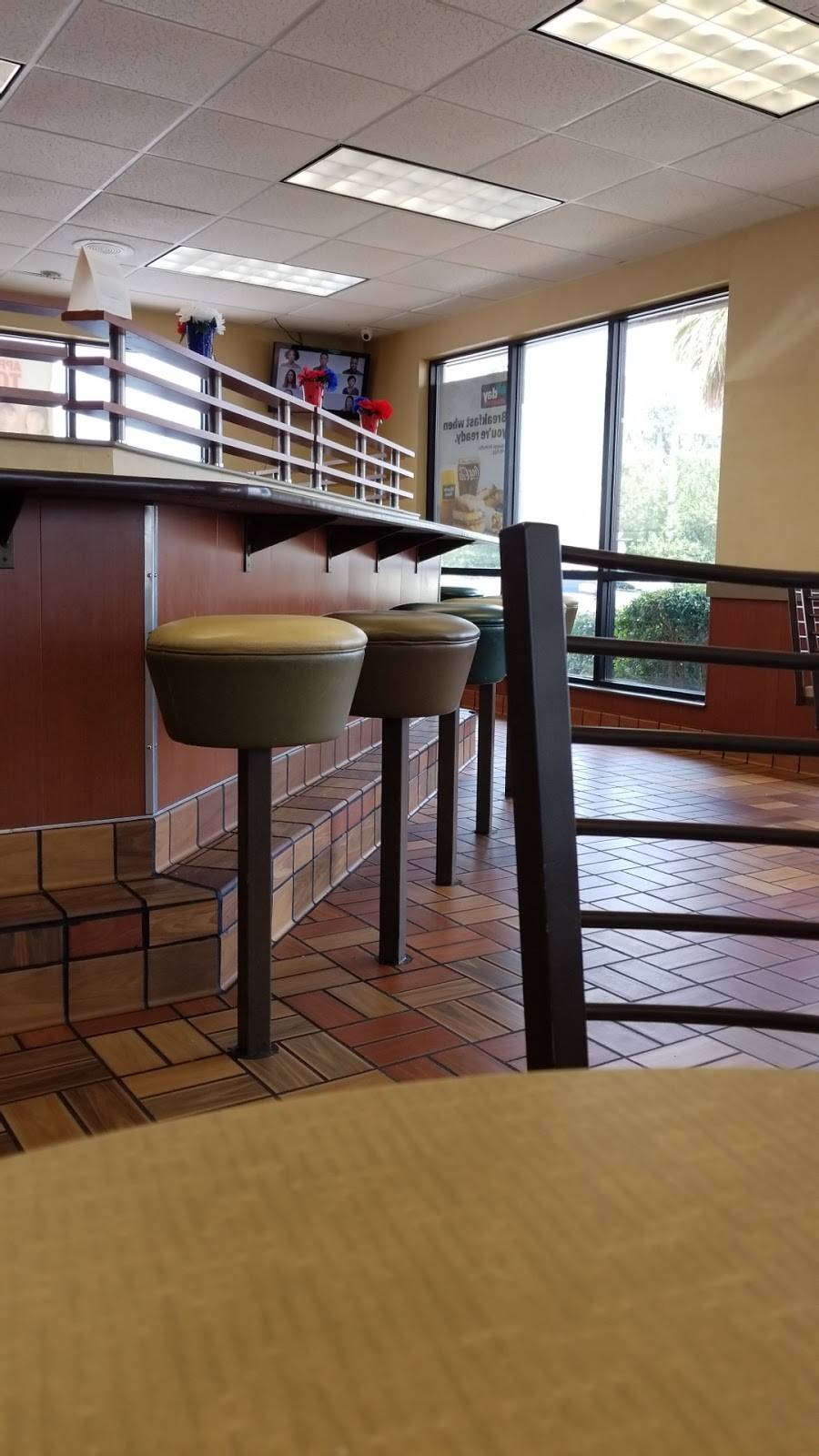 McDonalds | cafe | Saratoga Ave, Jacksonville, FL 32212, USA | 9047770127 OR +1 904-777-0127
