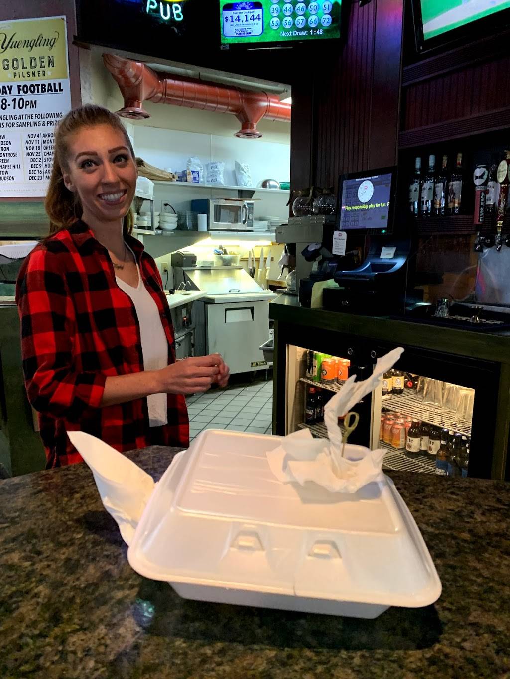 Brubaker’s Pub | restaurant | 4141 Bridgewater Pkwy, Stow, OH 44224, USA | 3304751525 OR +1 330-475-1525