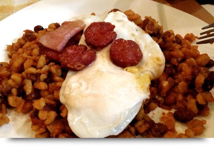 Carlos Kitchen | meal takeaway | 1598 Purchase St, New Bedford, MA 02740, USA | 5089903100 OR +1 508-990-3100