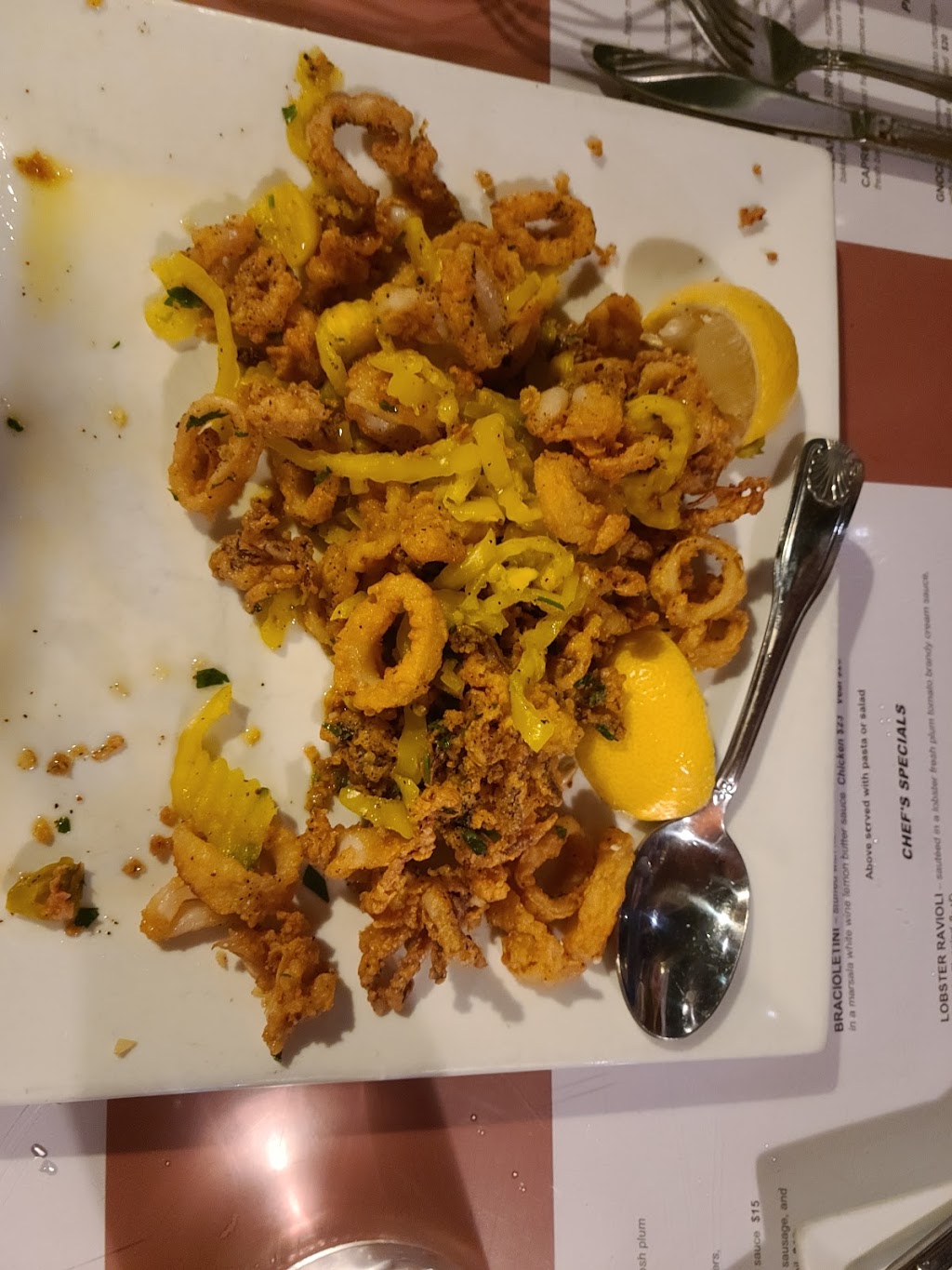 Rinos Place | restaurant | 258 Saratoga St, Boston, MA 02128, USA | 6175677412 OR +1 617-567-7412