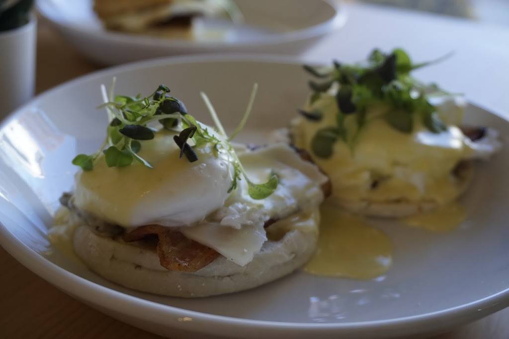 Benedict | restaurant | 405 S Union St, Traverse City, MI 49684, USA | 2314211000 OR +1 231-421-1000