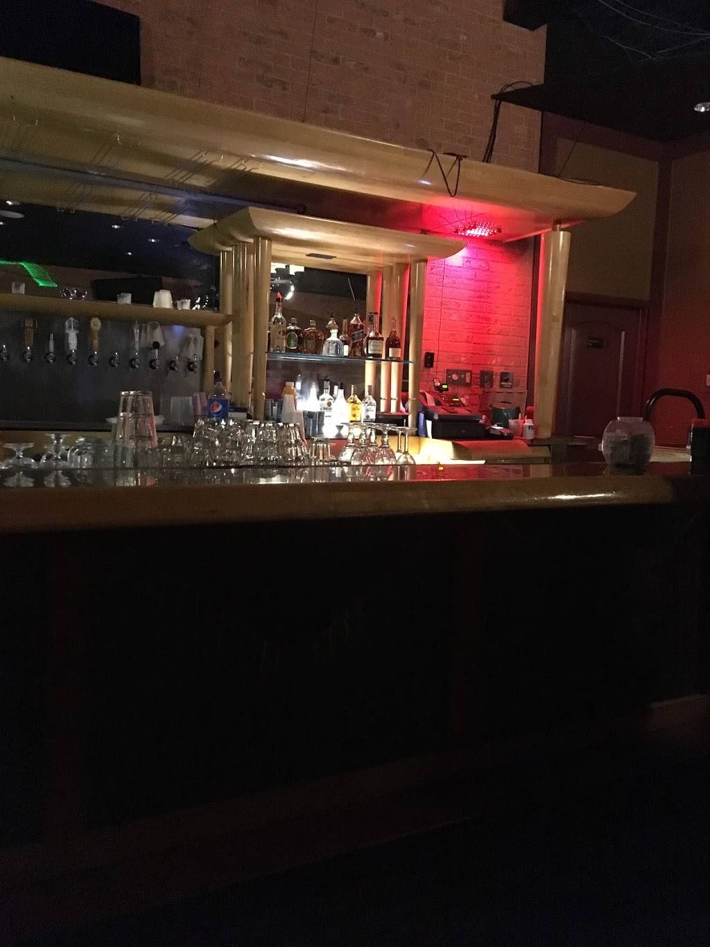 Memories Bar & Grill | restaurant | 7820 N Michigan Rd, Indianapolis, IN 46268, USA | 3178790759 OR +1 317-879-0759