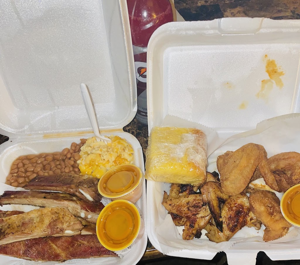 Rockin Ribs | restaurant | 1695 Laketon Rd, Pittsburgh, PA 15221, USA | 4127232023 OR +1 412-723-2023