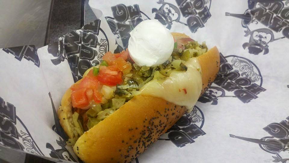 DawgHouse Saloon | restaurant | 1522 Demonbreun St, Nashville, TN 37203, USA | 6158647393 OR +1 615-864-7393