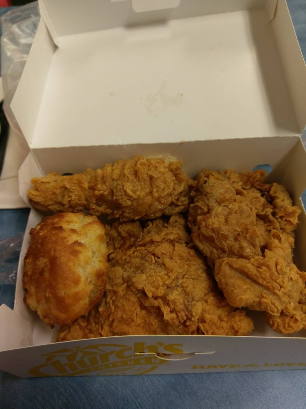 Churchs Chicken | restaurant | 3900 NE 28th St, Haltom City, TX 76111, USA | 8178349851 OR +1 817-834-9851