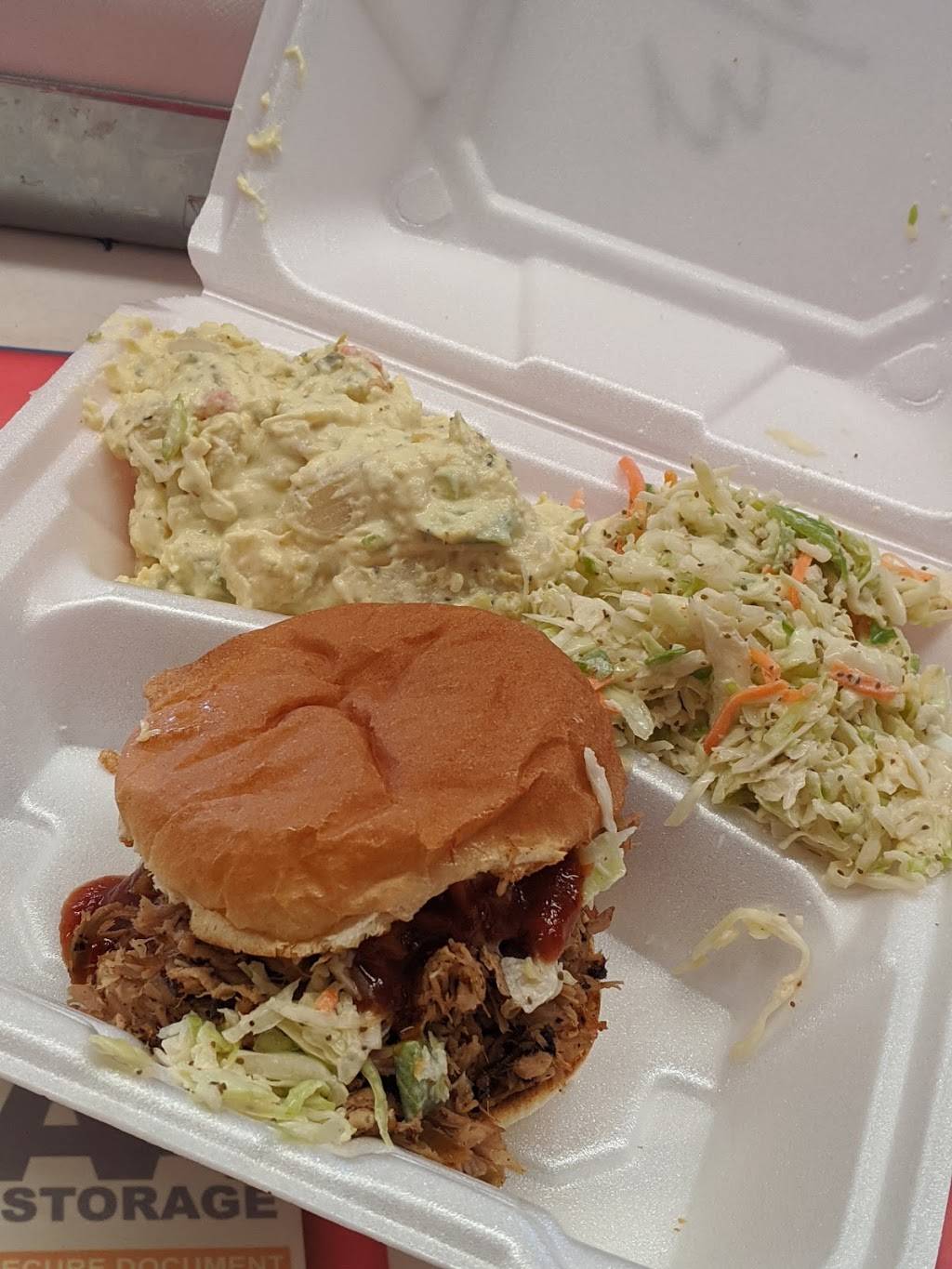 Handy Andy Grocery | restaurant | 800 N Lamar Blvd, Oxford, MS 38655, USA | 6622344621 OR +1 662-234-4621