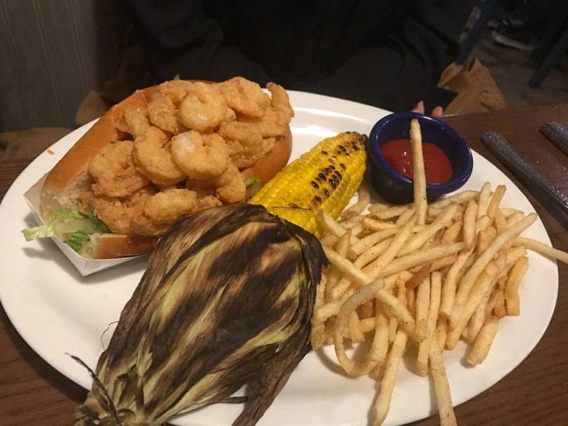 Fords Fish Shack - South Riding | restaurant | 25031 Riding Plaza, Chantilly, VA 20152, USA | 7035427520 OR +1 703-542-7520