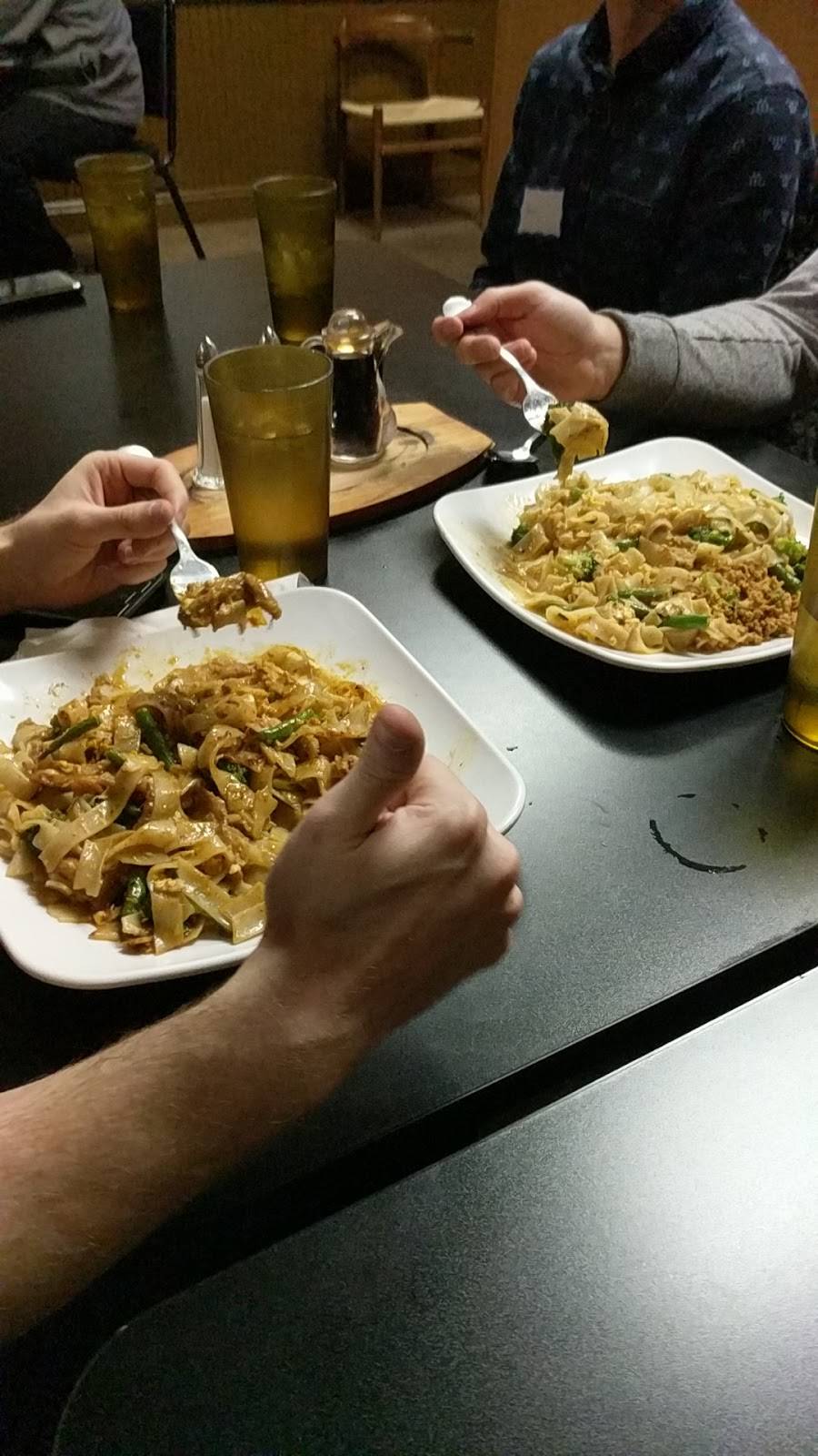 Simply Thai | restaurant | 47516 Pontiac Trail, Wixom, MI 48393, USA | 2489608840 OR +1 248-960-8840