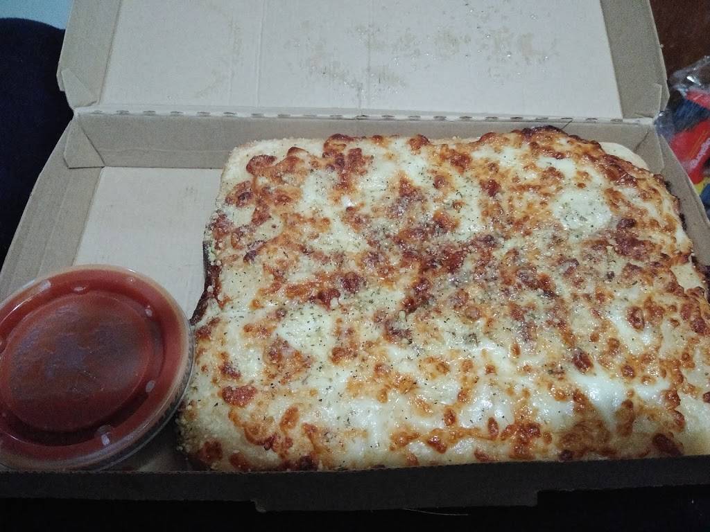 Pizza Hut | meal takeaway | 2323 Pacific Ave, Forest Grove, OR 97116, USA | 5033573368 OR +1 503-357-3368