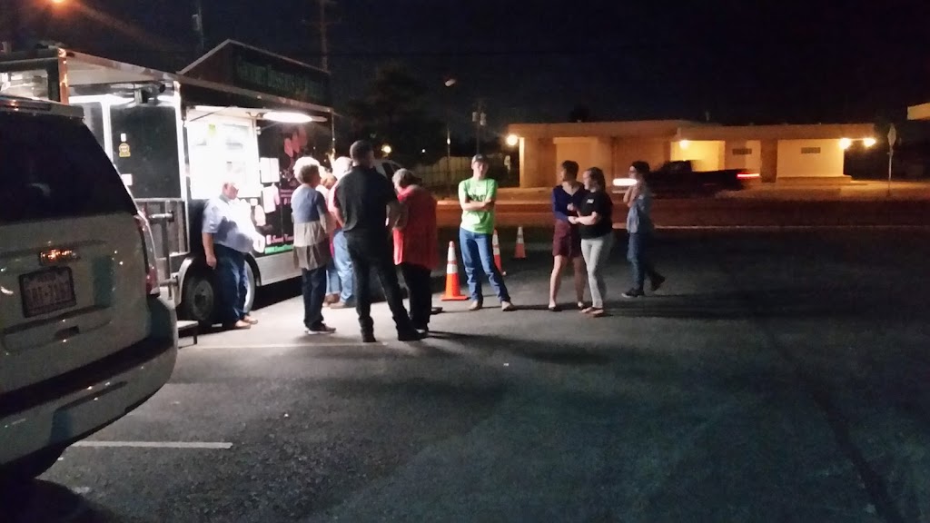 Sweet Treats And More By Rosa | restaurant | 113 e Cedar Ave, Midland, TX 79705, USA | 4325280983 OR +1 432-528-0983