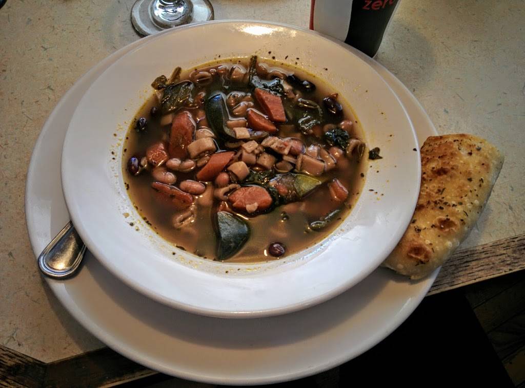 La Cucina Italian Eatery | restaurant | 1642 Butler Pike, Conshohocken, PA 19428, USA | 6108254848 OR +1 610-825-4848