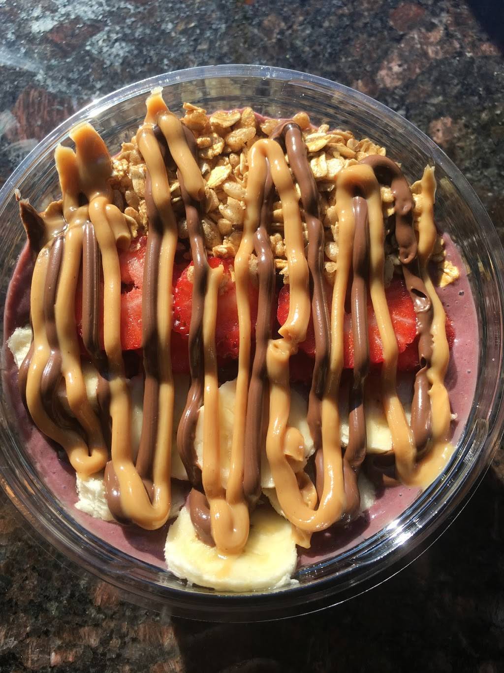 Village Creamery & Sweetshop | cafe | 32 Broadway, Valhalla, NY 10595, USA | 9144211300 OR +1 914-421-1300