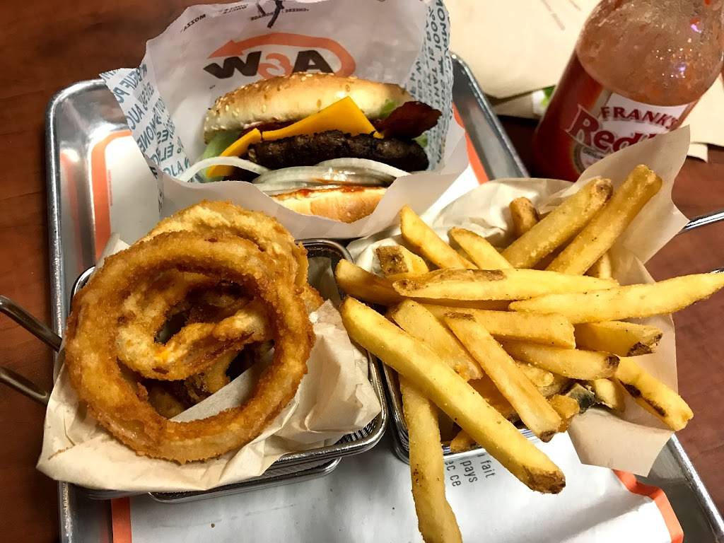 A&W Canada | restaurant | 108 Route du Président-Kennedy, Lévis, QC G6V 6C9, Canada | 4188358338 OR +1 418-835-8338