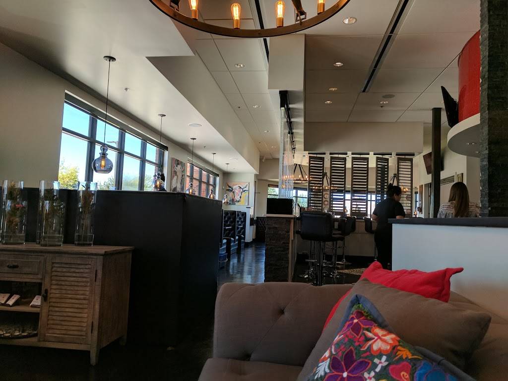 El Toro Chino Latin + Asian Kitchen | restaurant | 2801 36th Ave NW, Norman, OK 73072, USA | 4057018676 OR +1 405-701-8676