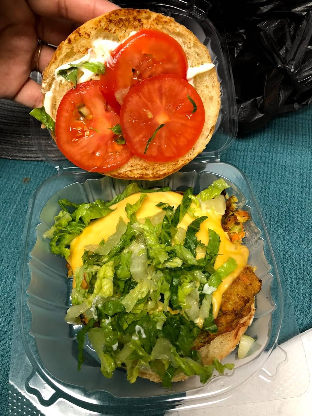 Hero Champ Restaurant | restaurant | 948 3rd Ave, Brooklyn, NY 11232, USA | 7184999316 OR +1 718-499-9316