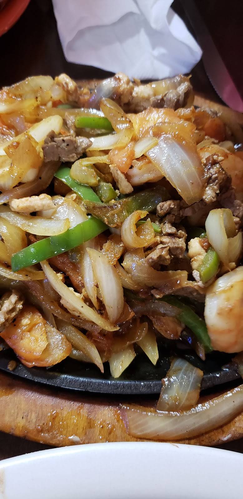 La Fonda | restaurant | 121 S Main St, Harrodsburg, KY 40330, USA | 8597340033 OR +1 859-734-0033