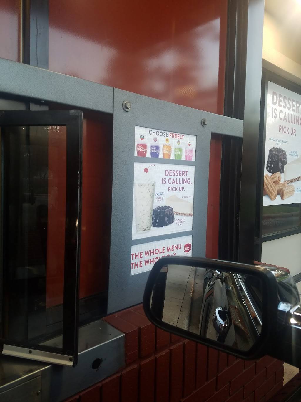 Jack in the Box | restaurant | 2308 Northpark Dr, Kingwood, TX 77339, USA | 2813595225 OR +1 281-359-5225